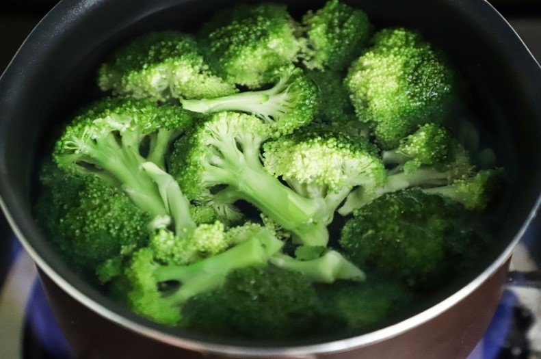 12 Powerful Foods that Boost your Immunity Immunity booster broccoli